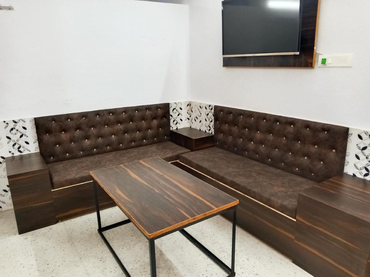 Chinta Haran Rest House Deoghar Zimmer foto